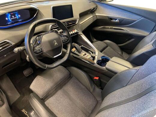 Peugeot 5008 vaihtoauto