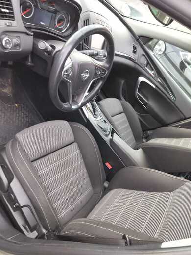 Opel Insignia vaihtoauto