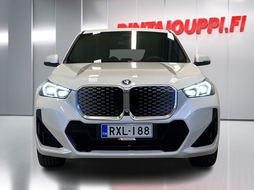 BMW iX1 vaihtoauto