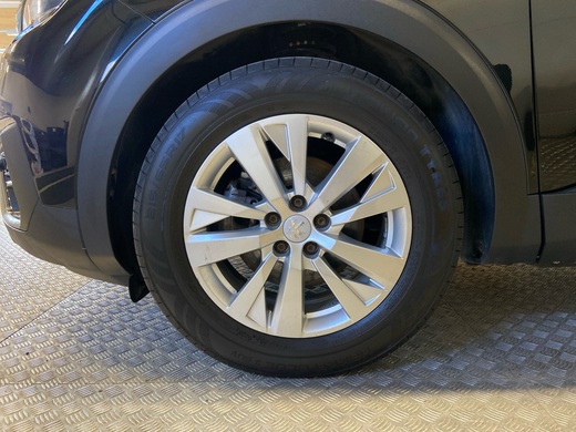 Peugeot 5008 vaihtoauto