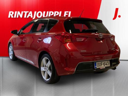 Toyota Auris vaihtoauto