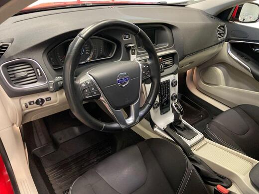 Volvo V40 vaihtoauto