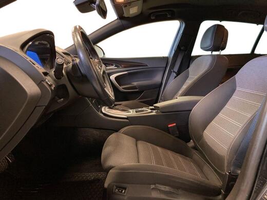 Opel Insignia vaihtoauto