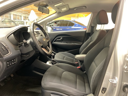 Kia Rio vaihtoauto
