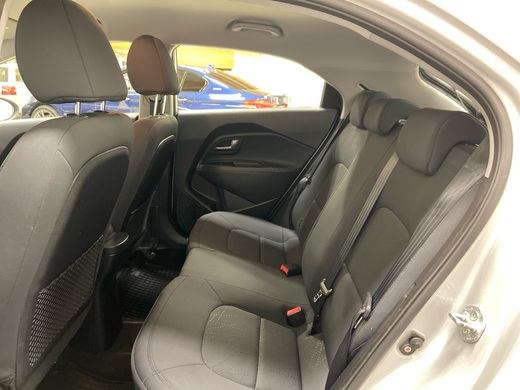 Kia Rio vaihtoauto