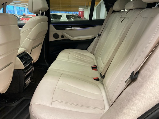 BMW X5 vaihtoauto