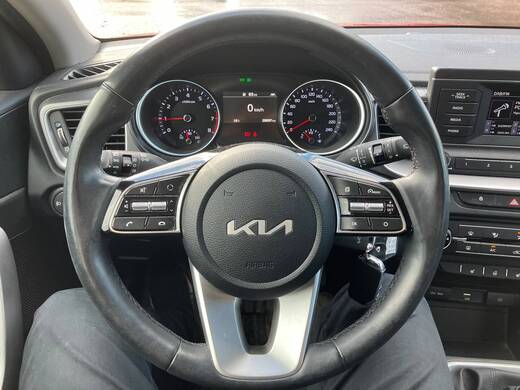 Kia XCeed vaihtoauto