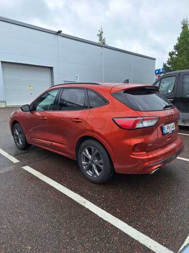 Ford Kuga vaihtoauto
