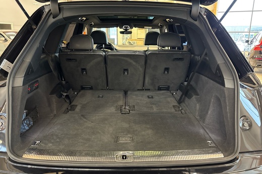 Audi Q7 vaihtoauto