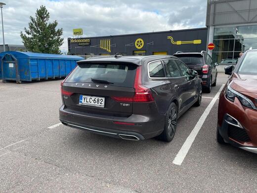 Volvo V60 vaihtoauto