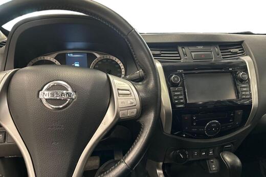 Nissan Navara vaihtoauto