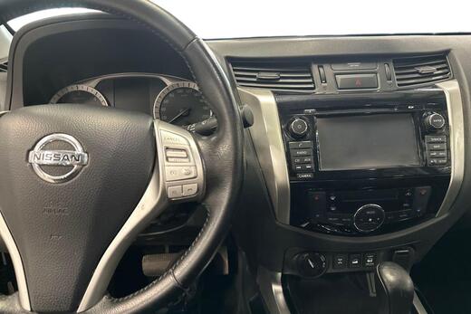 Nissan Navara vaihtoauto