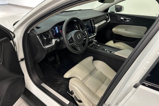 Volvo V60 Cross Country vaihtoauto