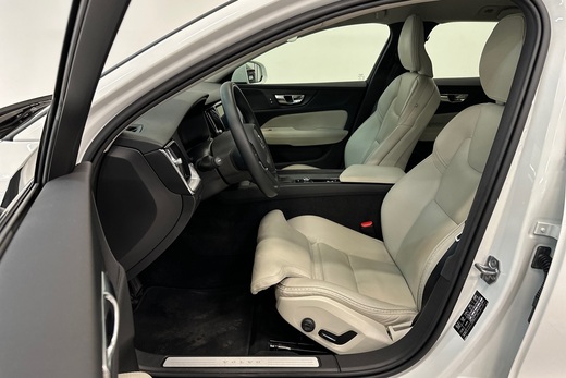Volvo V60 Cross Country vaihtoauto