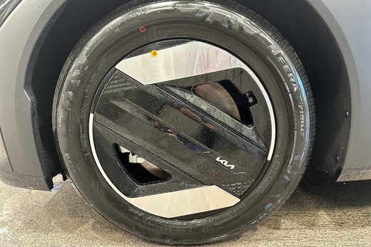 Kia EV4 vaihtoauto