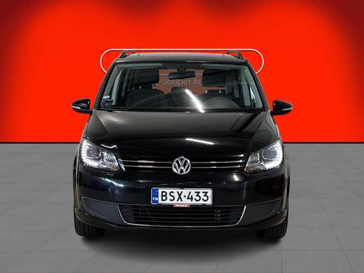 Volkswagen Touran vaihtoauto
