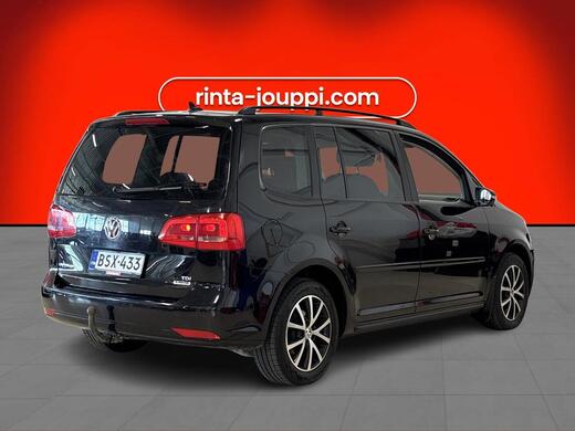 Volkswagen Touran vaihtoauto