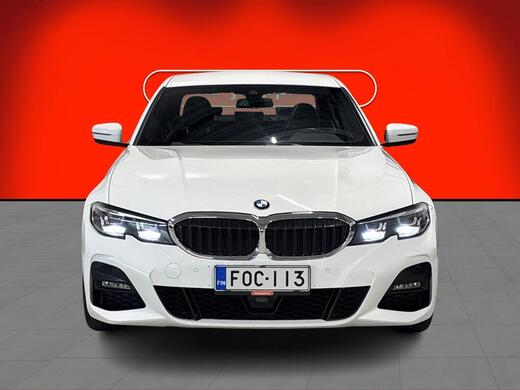 BMW 330 vaihtoauto