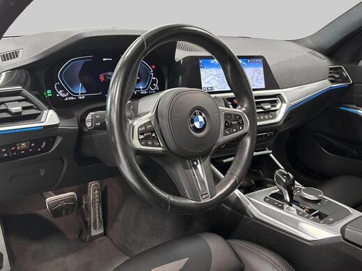 BMW 330 vaihtoauto
