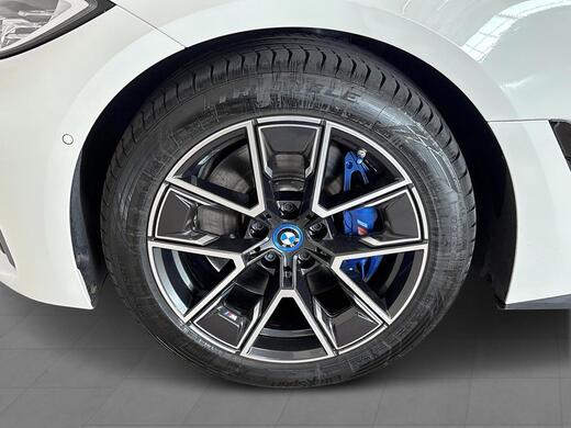 BMW i4 M50 vaihtoauto