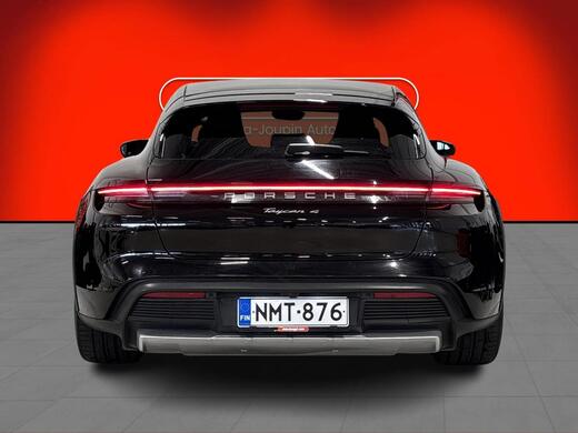 Porsche Taycan vaihtoauto