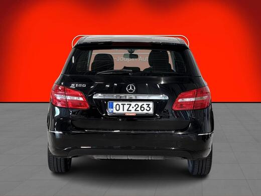 Mercedes-Benz B vaihtoauto