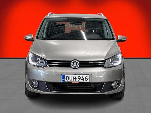 Volkswagen Touran vaihtoauto