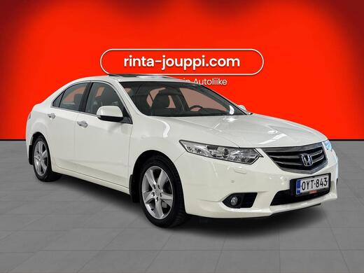 Honda Accord vaihtoauto