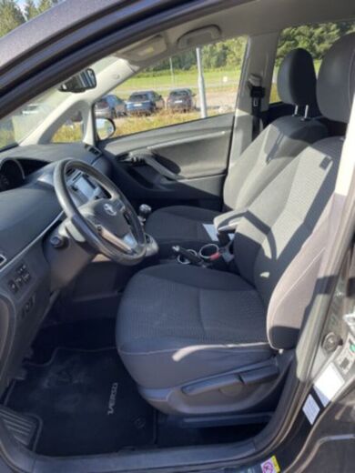 Toyota Verso vaihtoauto