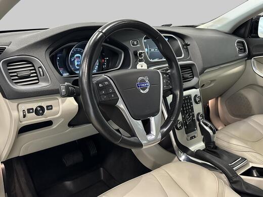 Volvo V40 vaihtoauto