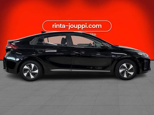 Hyundai IONIQ hybrid vaihtoauto