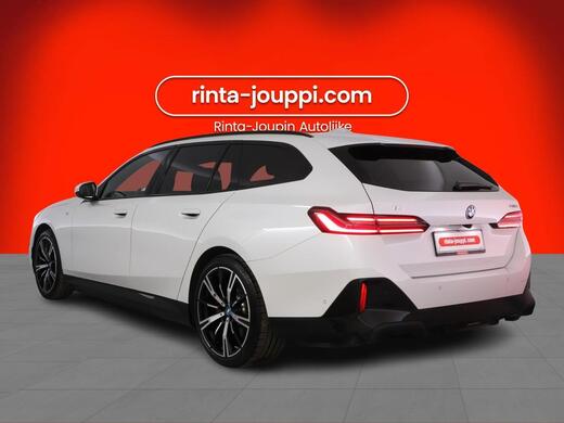 BMW i5 vaihtoauto