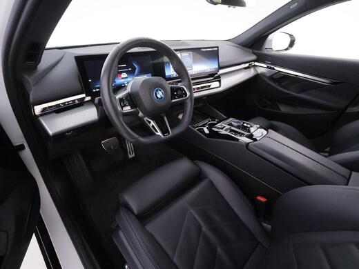 BMW i5 vaihtoauto