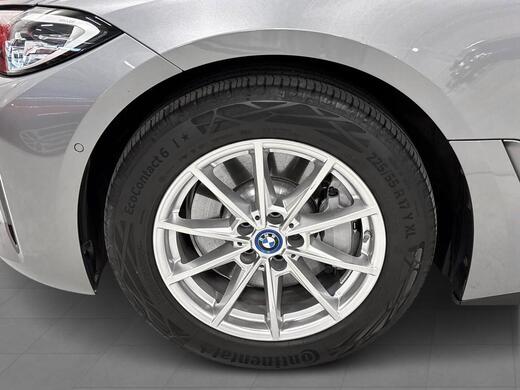 BMW i4 vaihtoauto