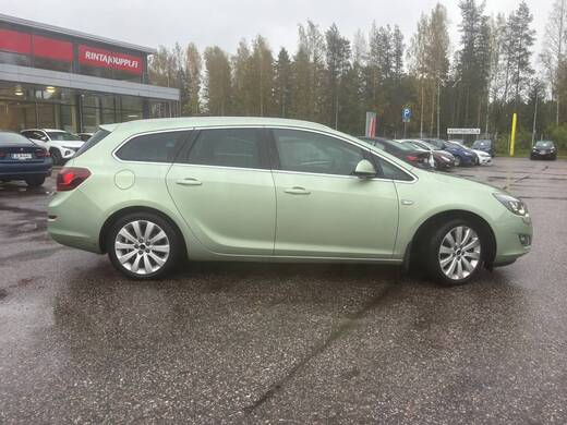 Opel Astra vaihtoauto