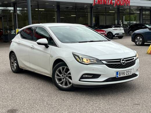 Opel Astra vaihtoauto