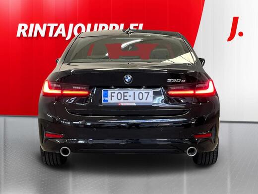 BMW 330 vaihtoauto