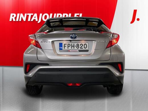 Toyota C-HR vaihtoauto