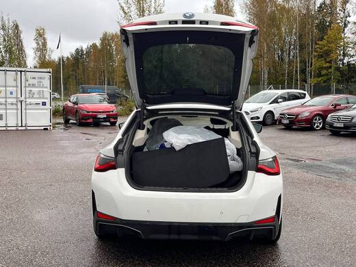 BMW i4 vaihtoauto