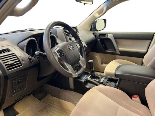 Toyota Land Cruiser vaihtoauto