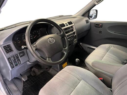Toyota Hiace vaihtoauto