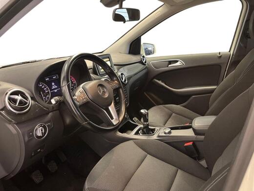 Mercedes-Benz B vaihtoauto