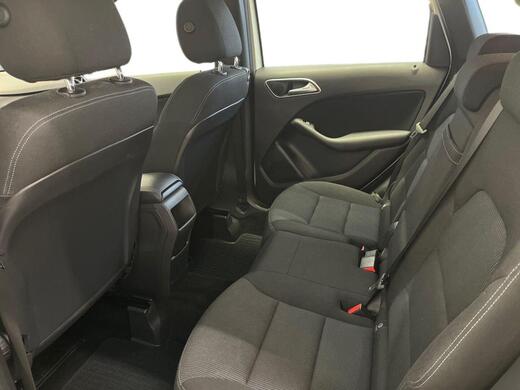 Mercedes-Benz B vaihtoauto