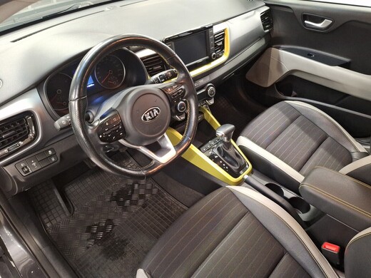 Kia Stonic vaihtoauto