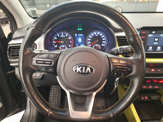 Kia Stonic vaihtoauto