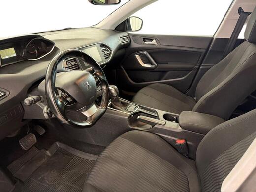 Peugeot 308 vaihtoauto