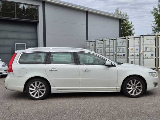 Volvo V70 vaihtoauto