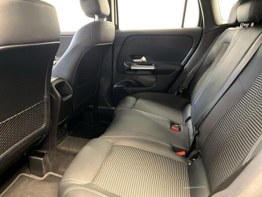 Mercedes-Benz GLA vaihtoauto