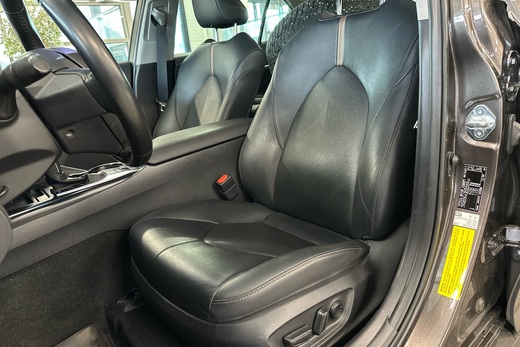 Toyota Camry vaihtoauto