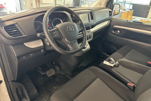 Toyota Proace Verso vaihtoauto